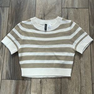 White and beige knit cropped shirt from h and m Size US XS - EUR XS - MX XCH